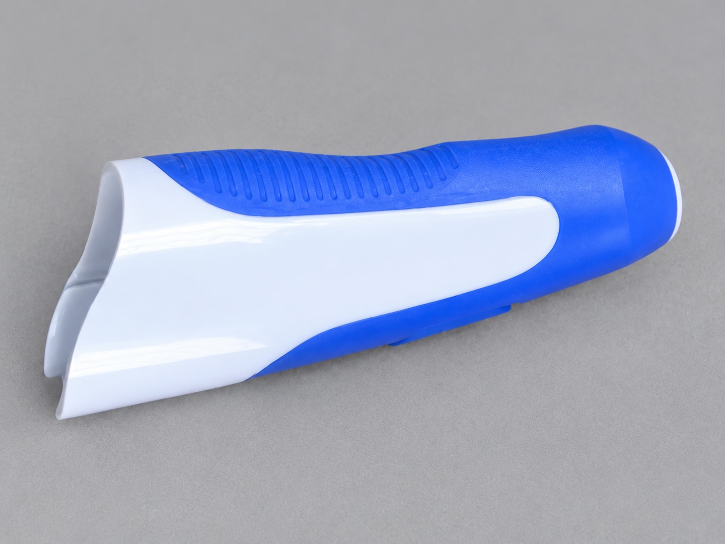 Overmolding handle parts for home appliance